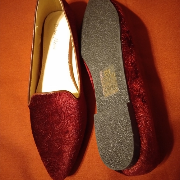 Shoes - Picture 3 of 3